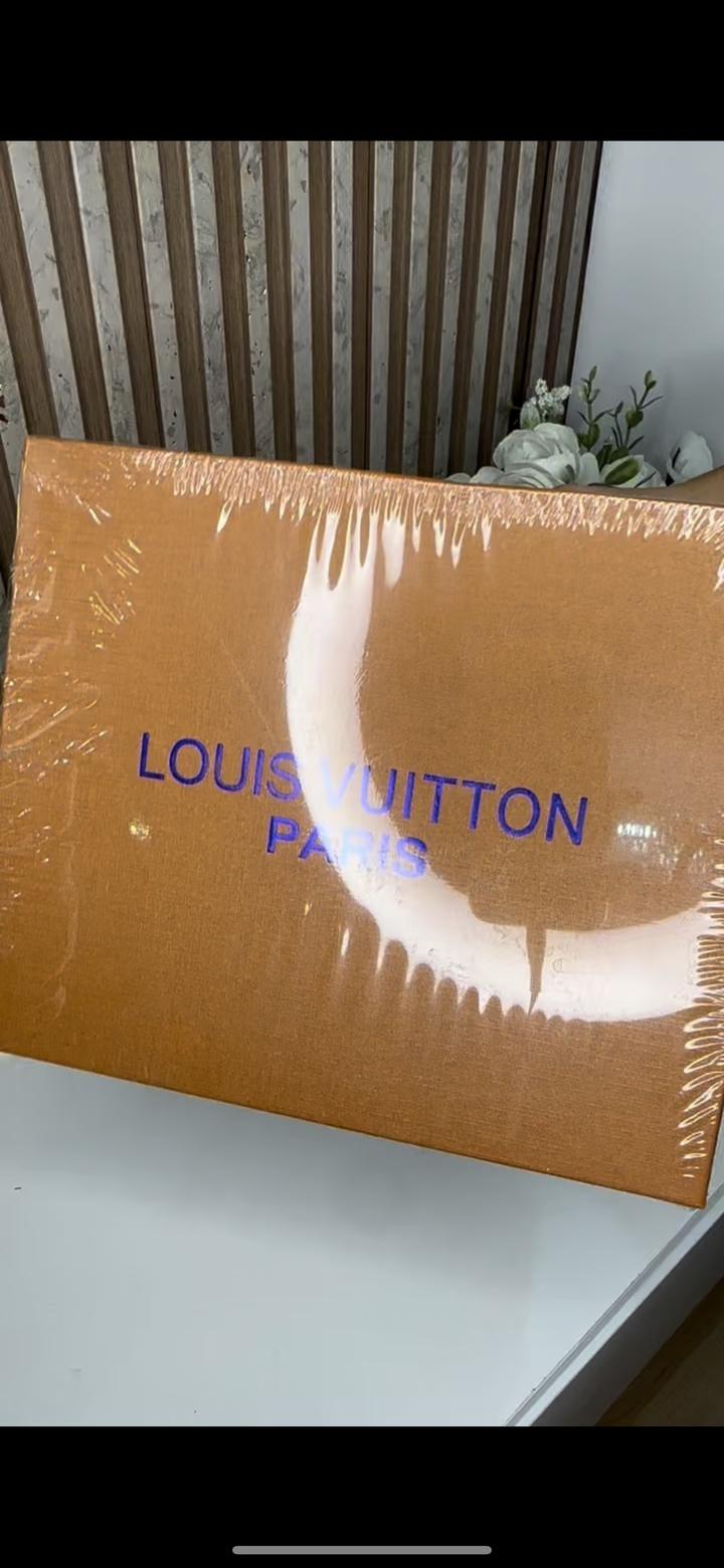 LV🤎