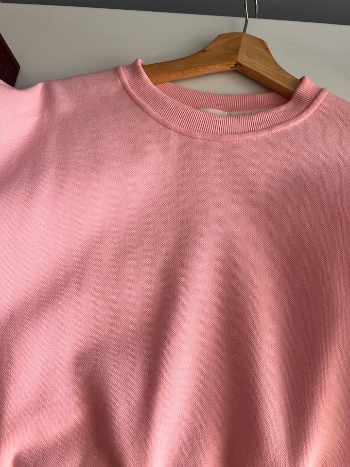 Розовый свитшот