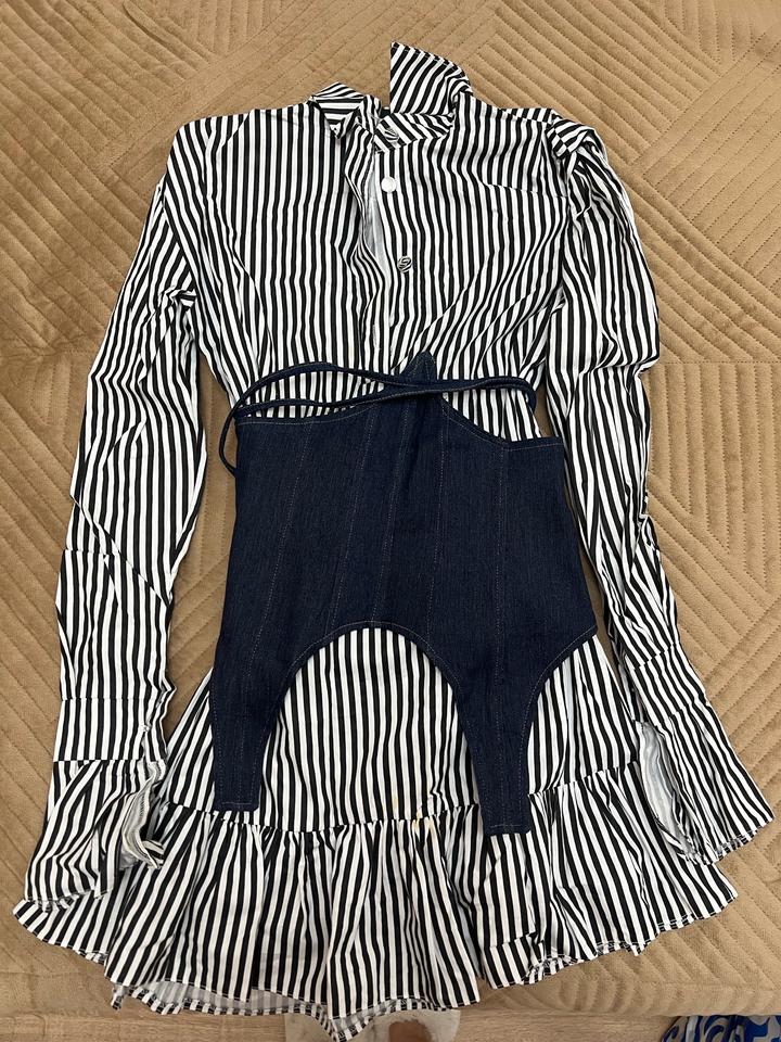 Корсетное платье