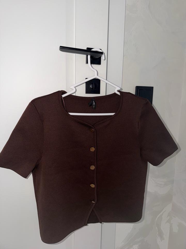 Стильная кофточка