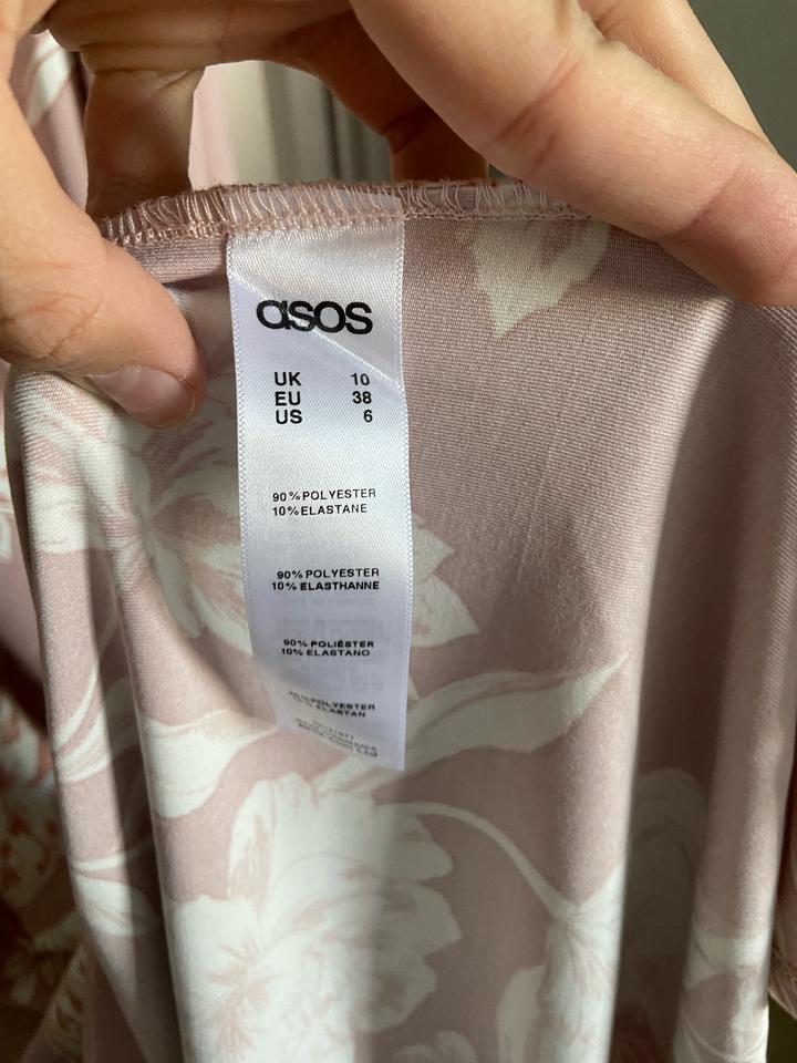Платье Asos, размер S/M. Свободного кроя.