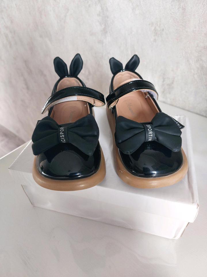 Туфли на девочку