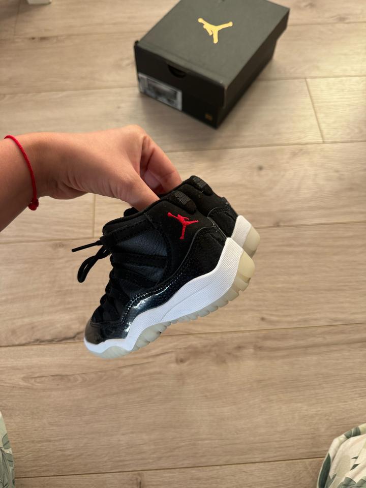 Детские кроссовки Air Jordan 11 Low