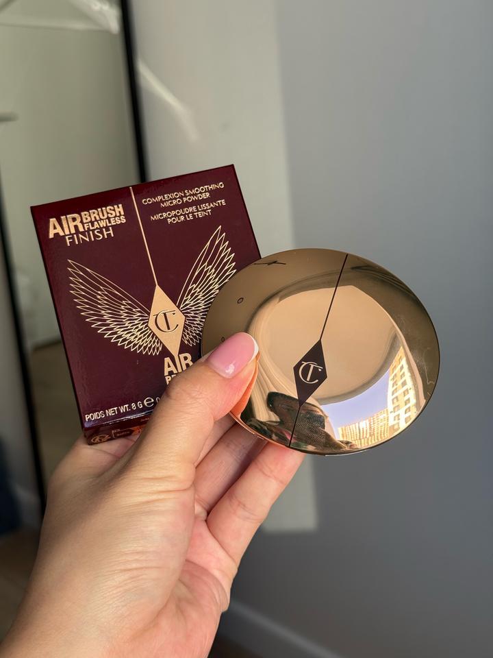 Charlotte Tilbury пудра