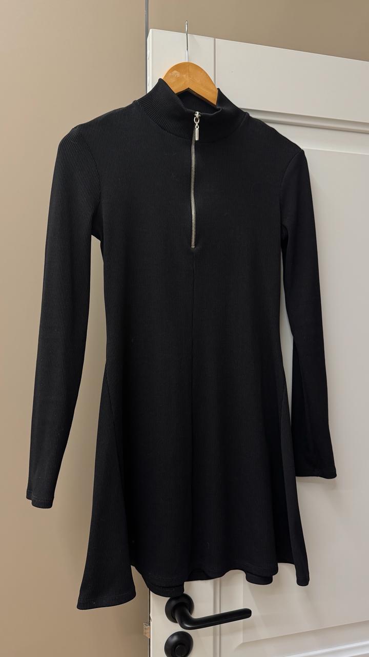 Платье Zara