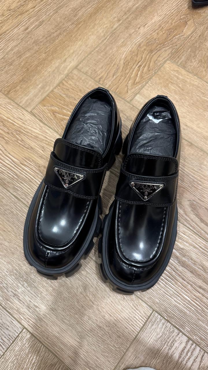 Челси от Prada