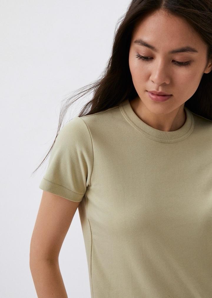 Футболка женская