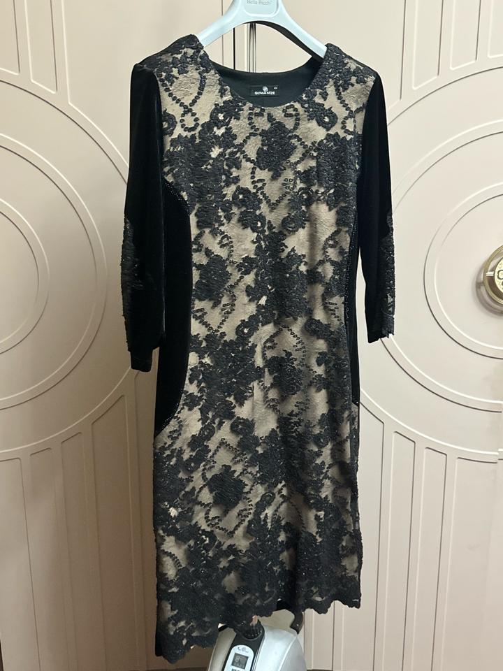 Платье вечернее