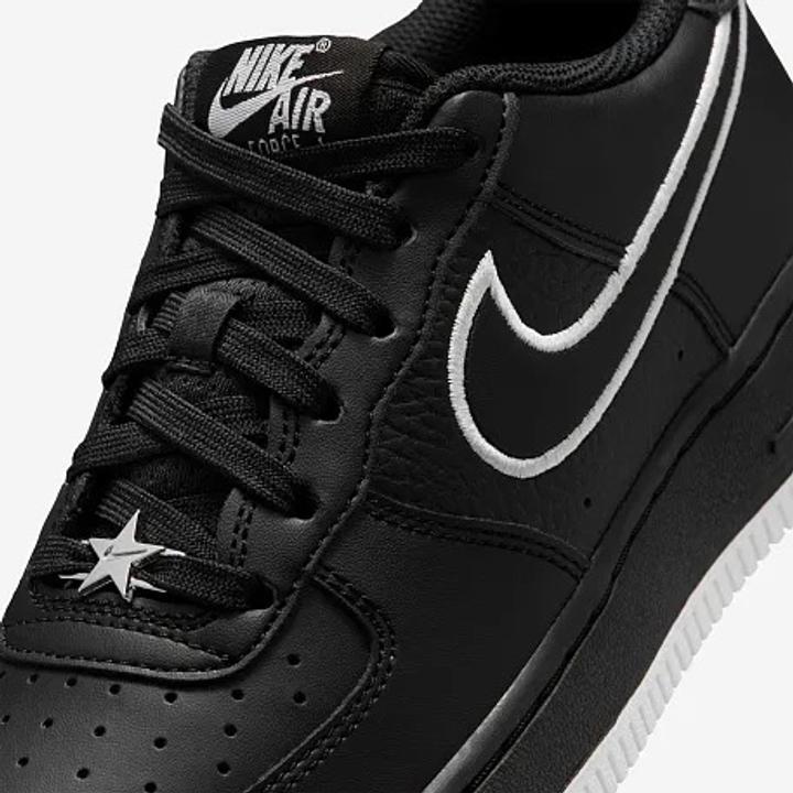Кроссовки Nike