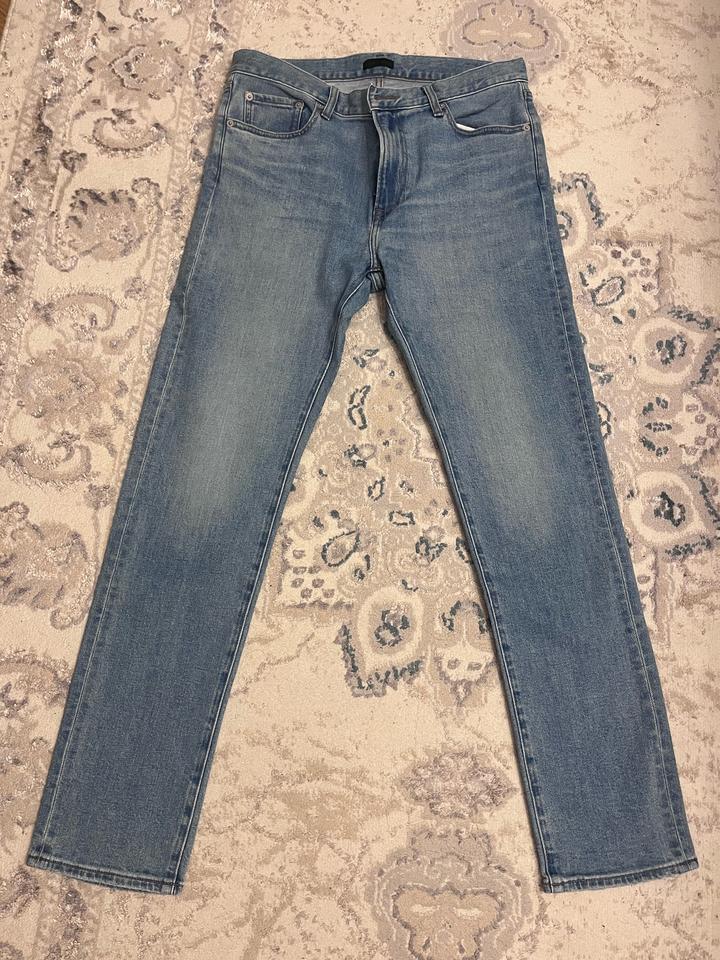 Продам новые джинсы