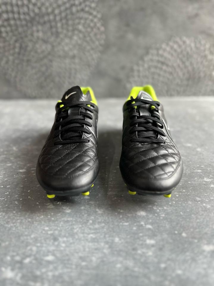 Бутсы Nike Tiempo