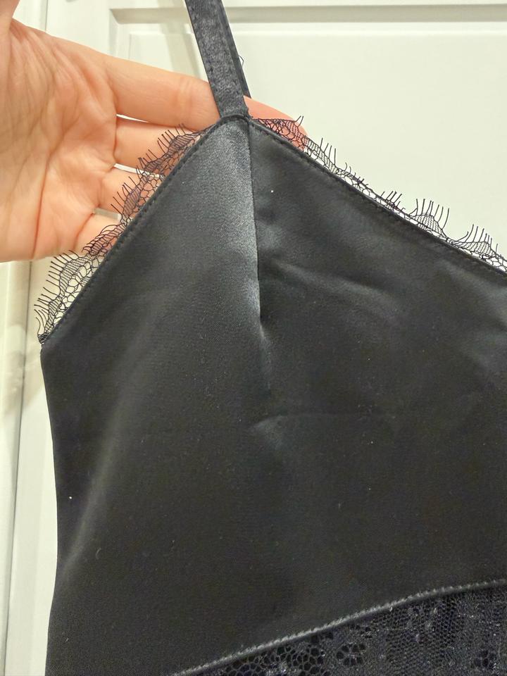 Платье с французским кружевом