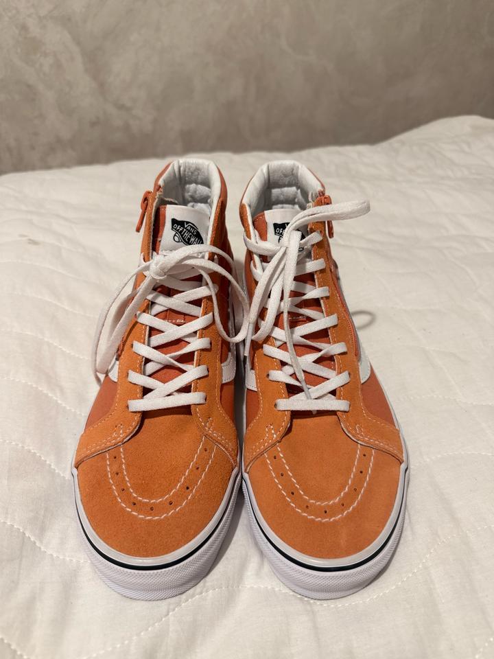 Продам новые VANS за 35000