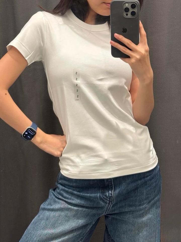 Футболки Uniqlo