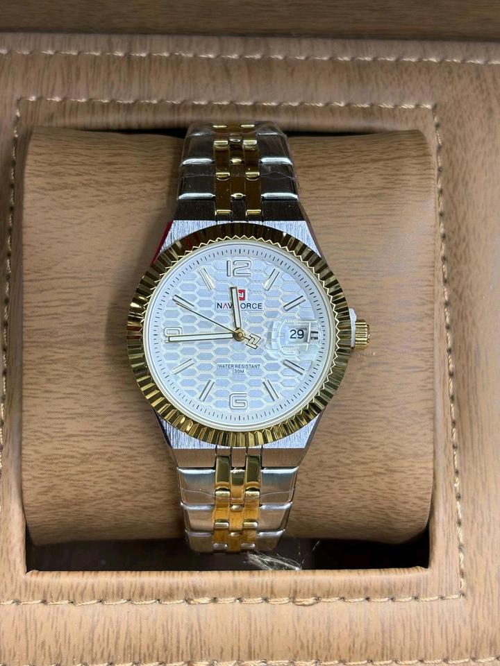 Мужские часы NAVIFORCE