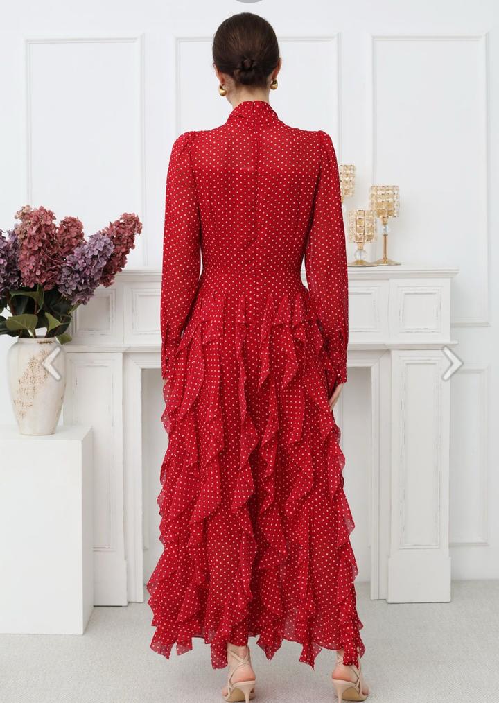 Красное шифоновое платье