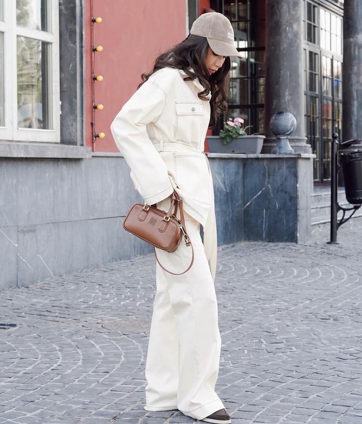 Продам костюм от Alisha atelier