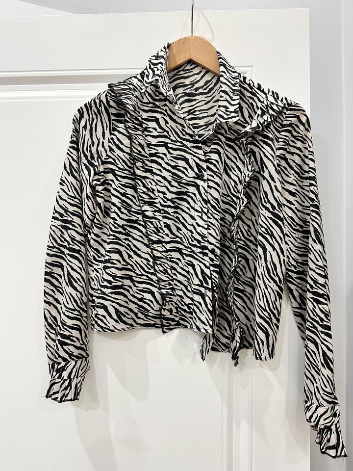 Кофта легкая