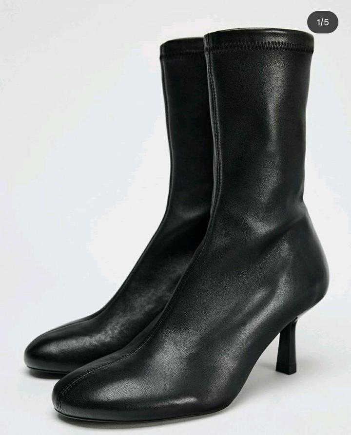 Кожаные ботильони Zara