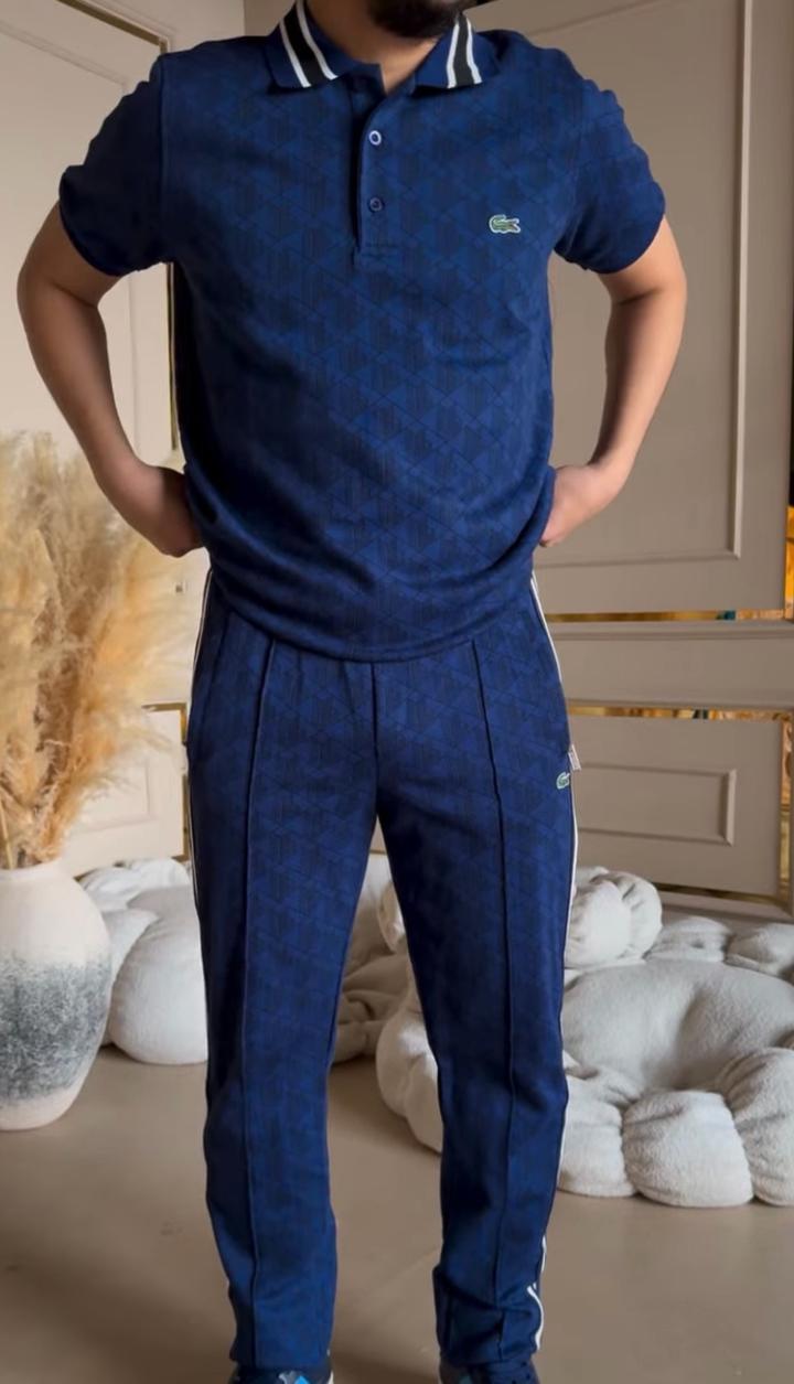 Двойка Lacoste