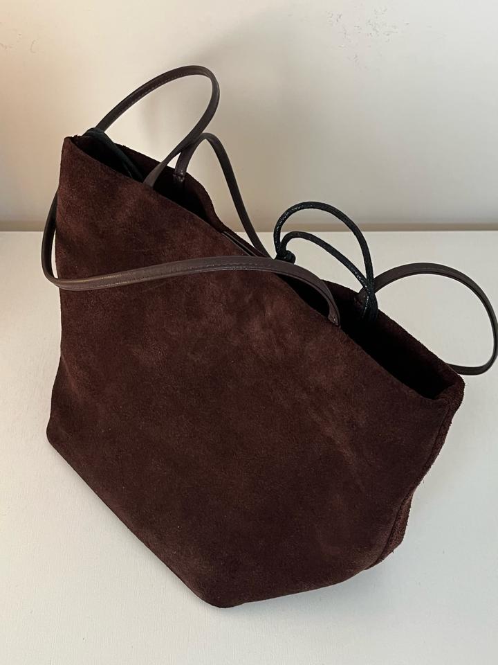 Коричневая замшевая сумка