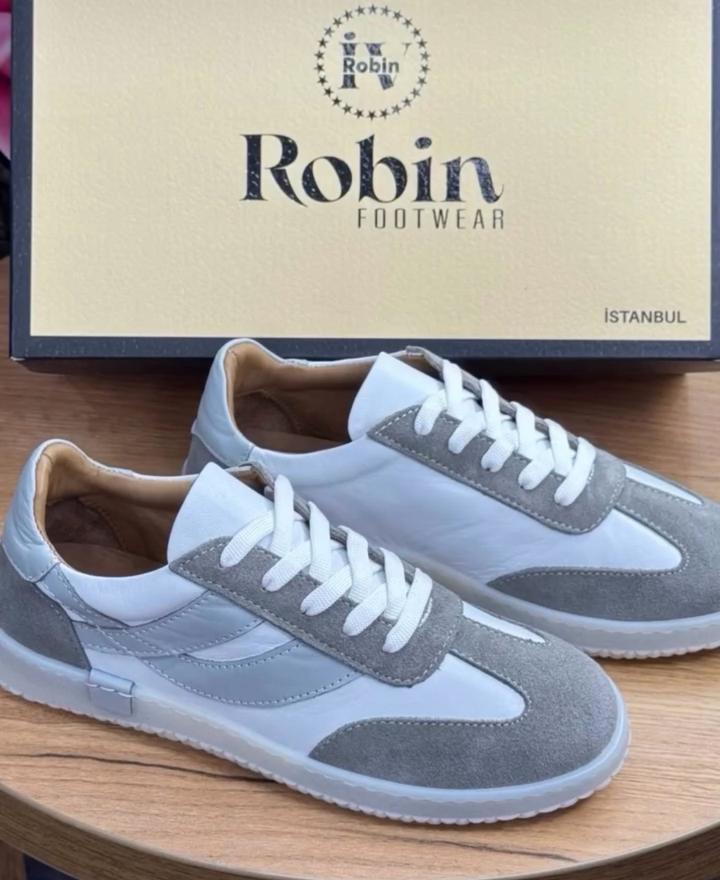 Новые крассовки от ROBIN