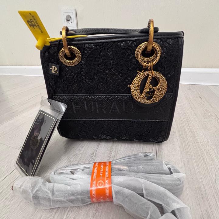 Сумка в стиле Dior от бренда H. Purade.K. Выполнена из натуральной кожи