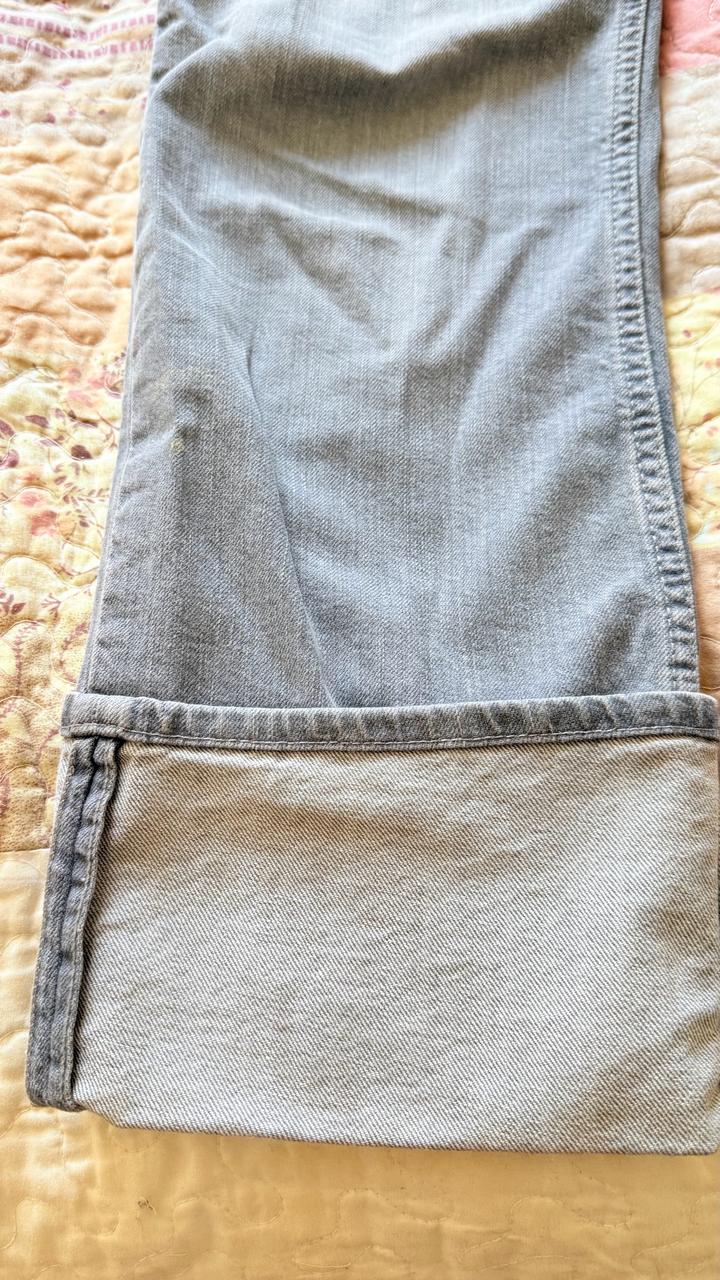 Серые джинсы Massimo Duti