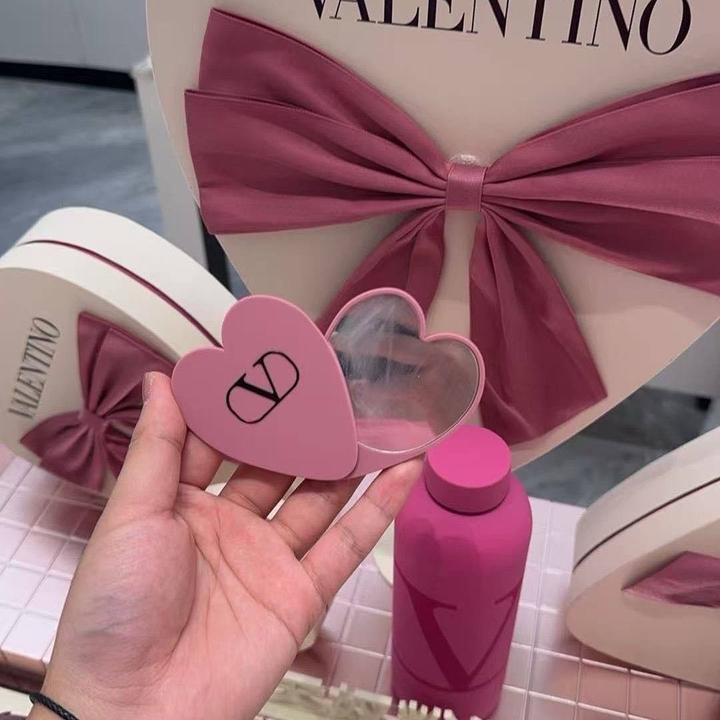 Зеркальце Valentino