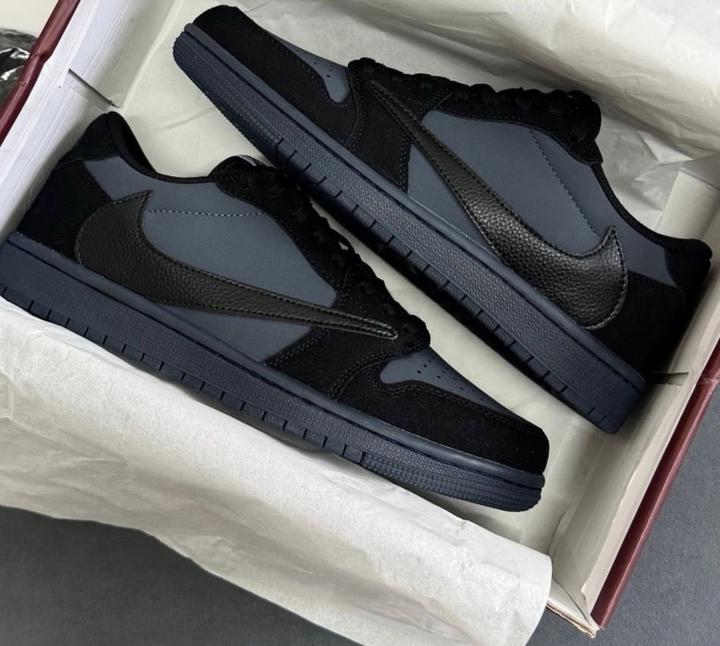 Кроссовки Nike для женщин и мужчин 🔥