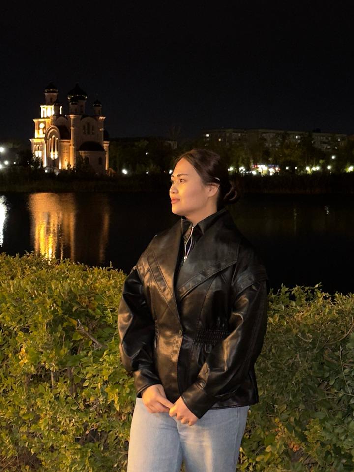 Кожанка черная