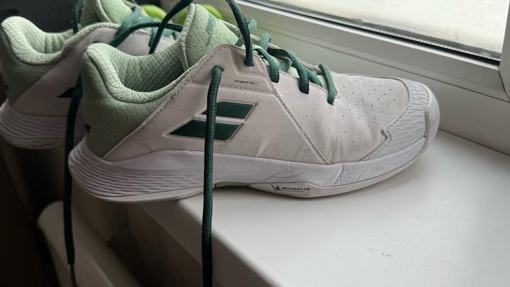 Теннисные кроссовки Babolat, оригинал, размер 38