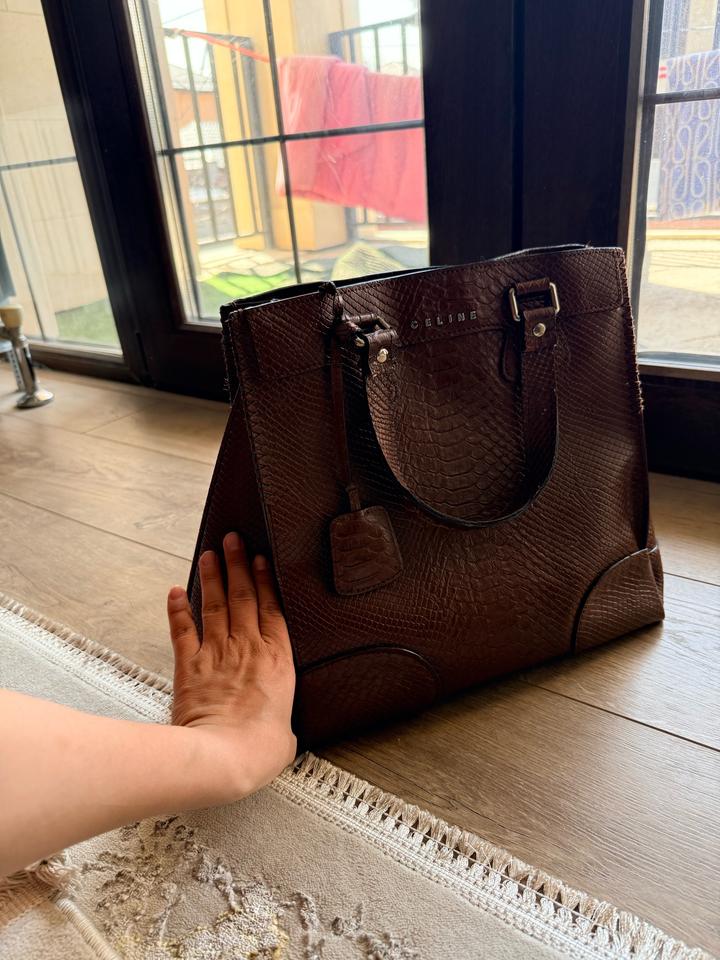 Сумка CELINE, модель из линии Luggage / Phantom Tote