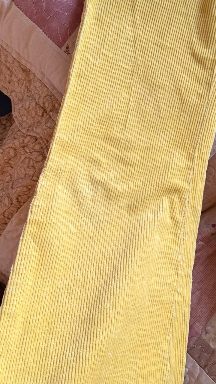 Желтые вельветовые джинсы Massimo Duti, 36