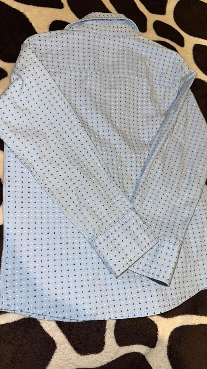 Распродажа рубашек на мальчика