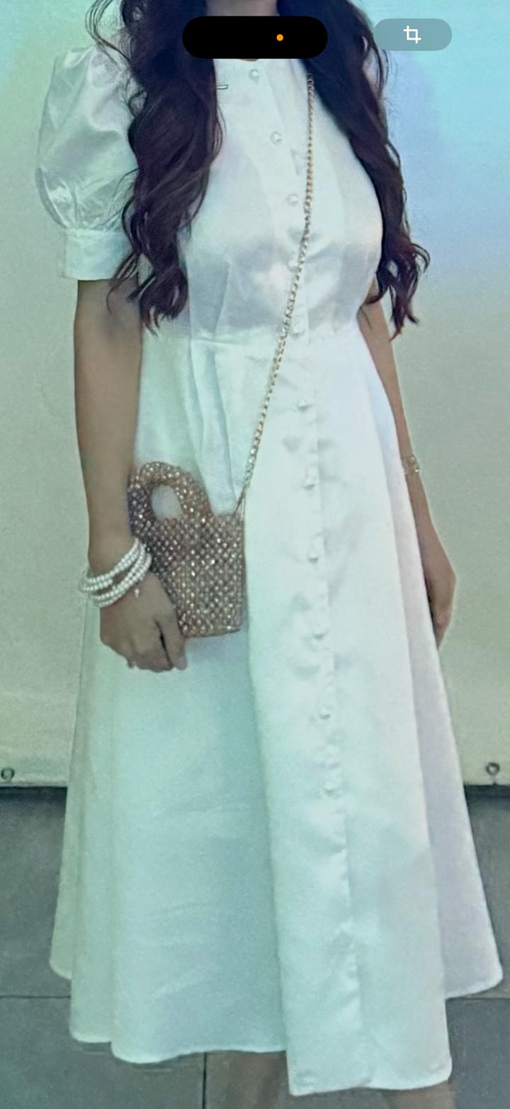 Платье белое, очень нежное