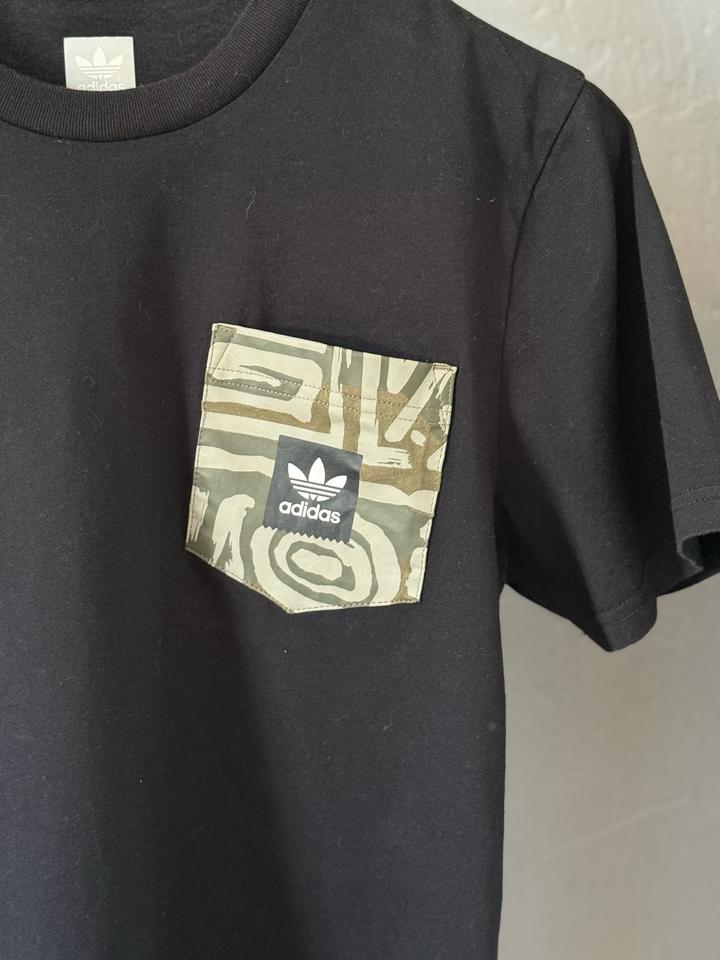 Футболка Adidas