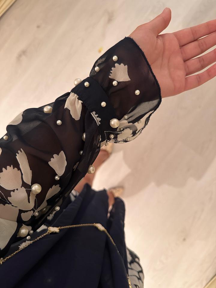 Платье с жемчугом