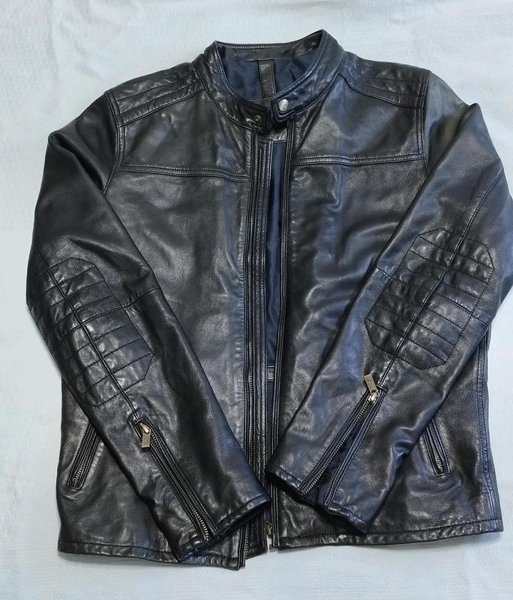 Кожаная куртка Massimo Dutti