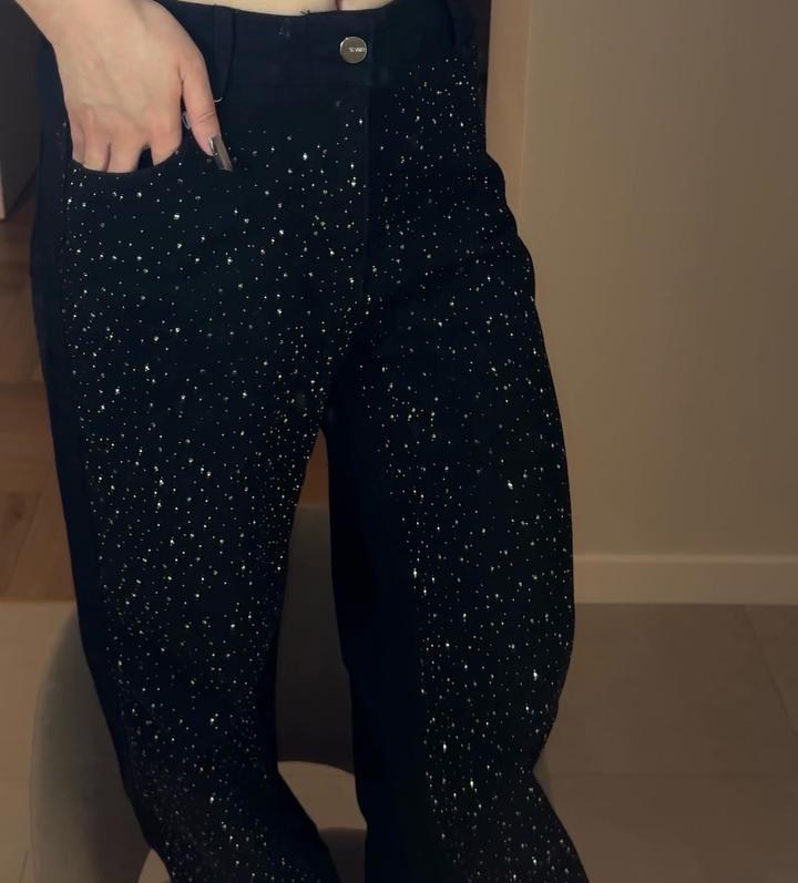 Джинсы со стразами