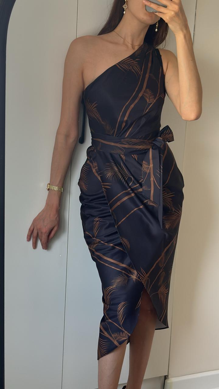 Платье вечернее