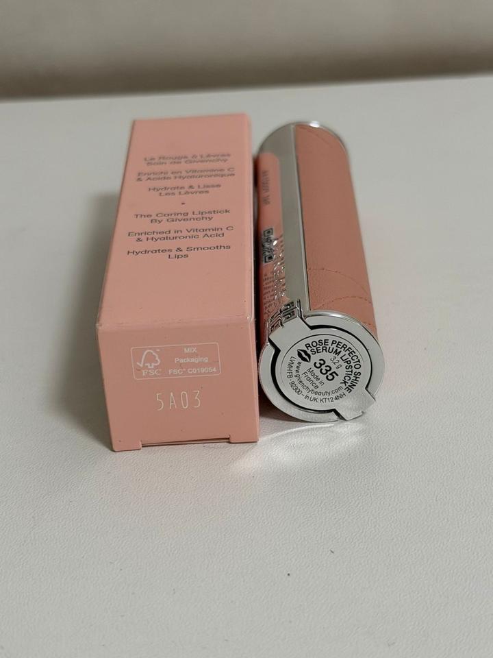 Le Rouge à Lèvres Soin de Givenchy 335 Rose Perfecto