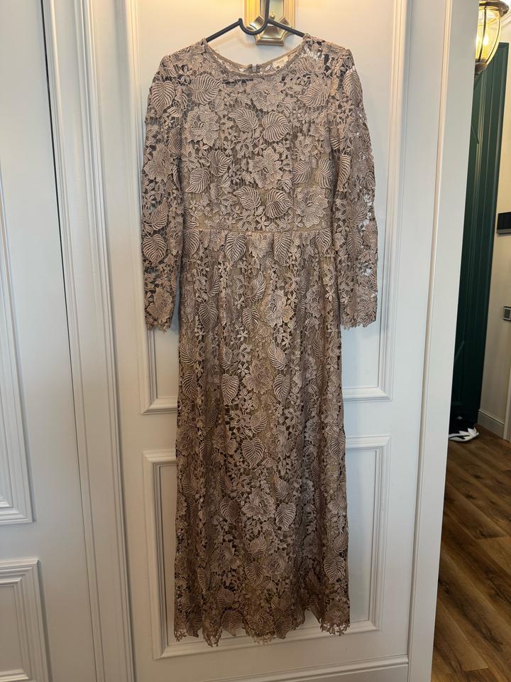 Платье кружево