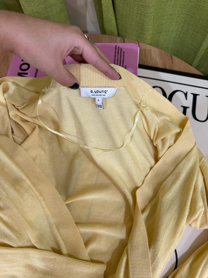 Кардиган b.young