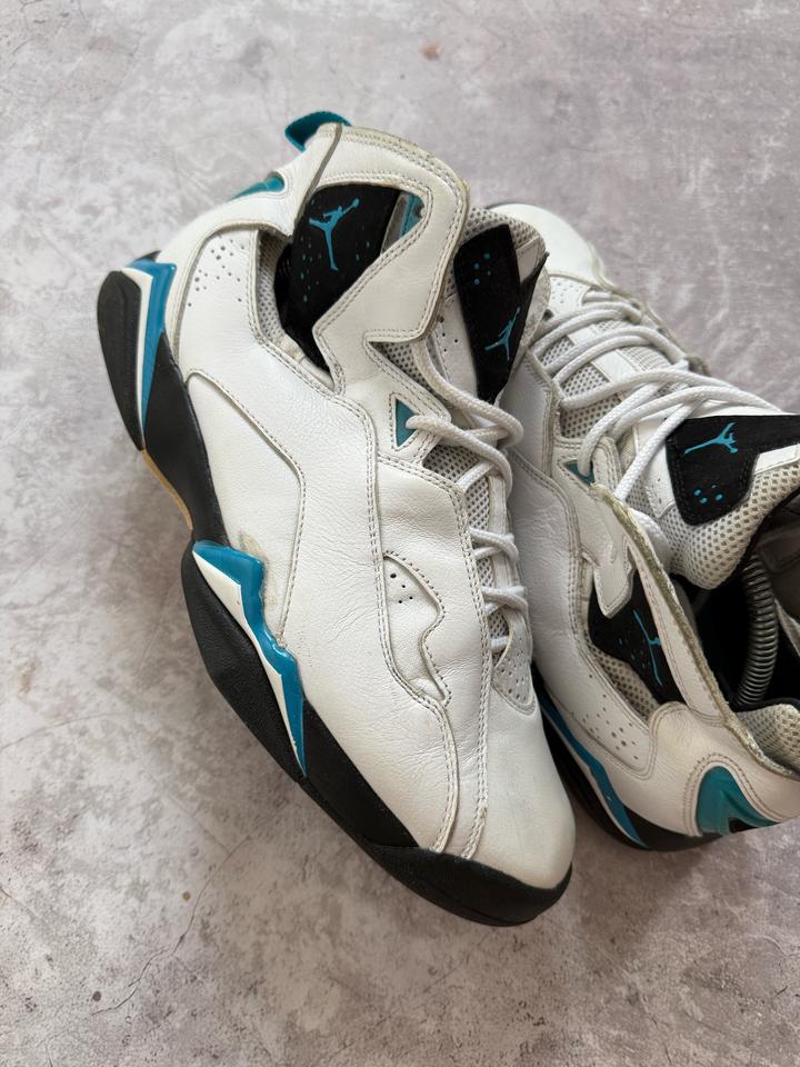vintage jordan true flight