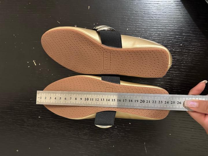 Балетки песочно-золотистые