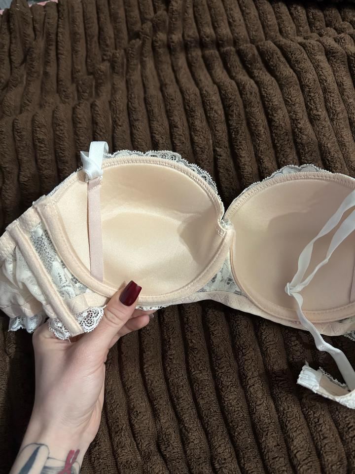 Бюстгальтер