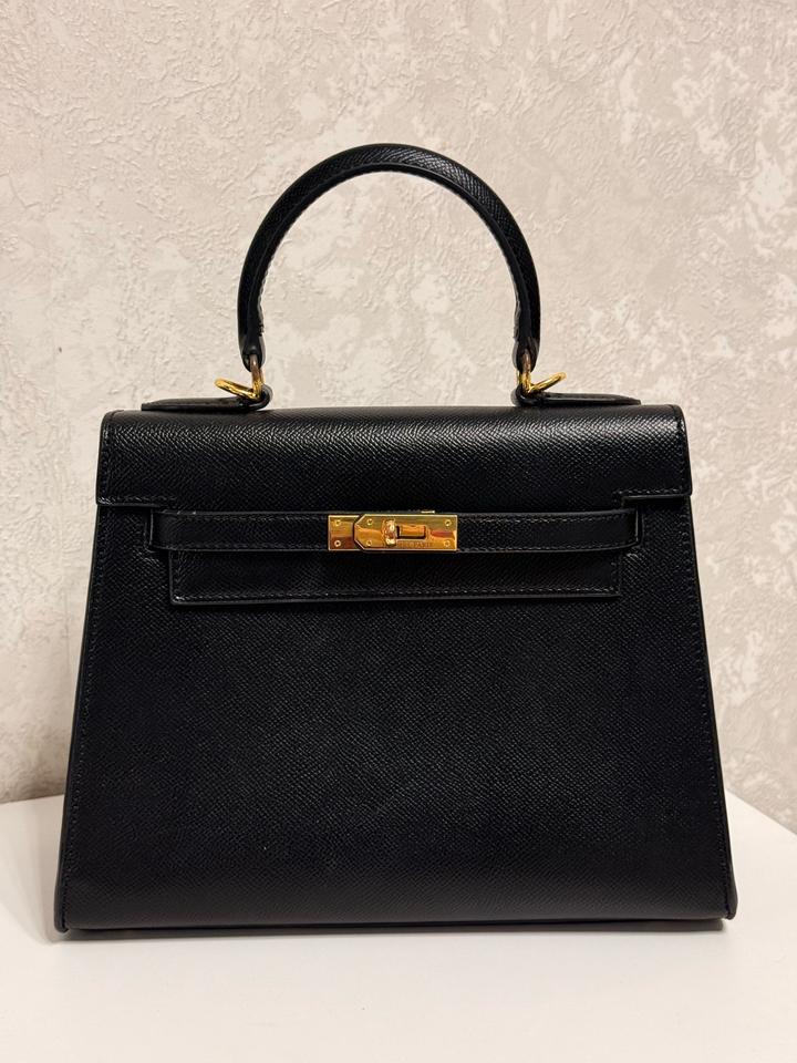 Чёрная сумка Hermes Kelly
