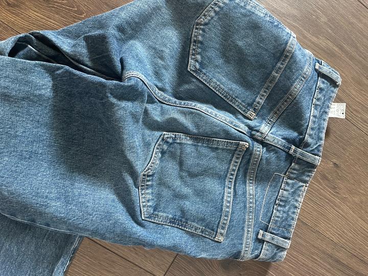 Джинсы Zara