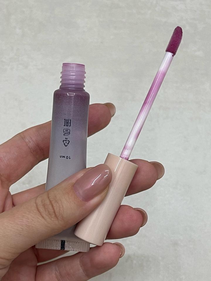 Shim studio lip gloss care уходовый блеск для губ